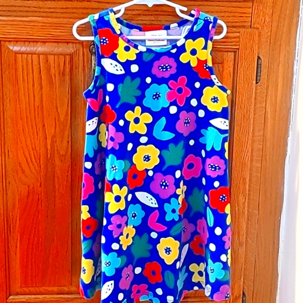 Hanna Andersson multi-color sleeveless dress for a little girl,size 5.